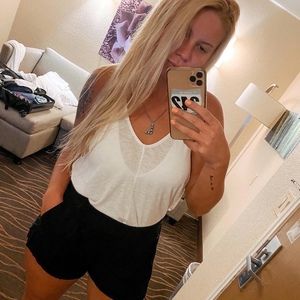 Meet your Posher, Lynn